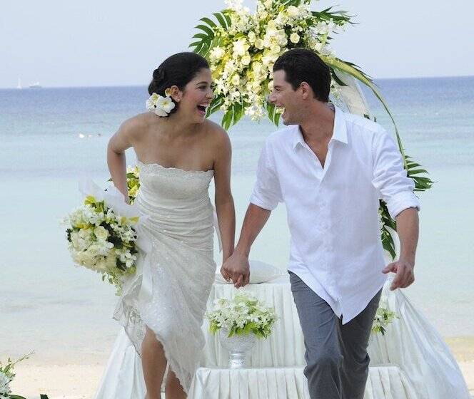 فندق Phi Phi Holiday Resort