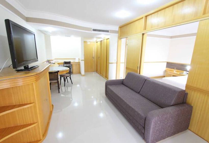 فندق Michelangelo