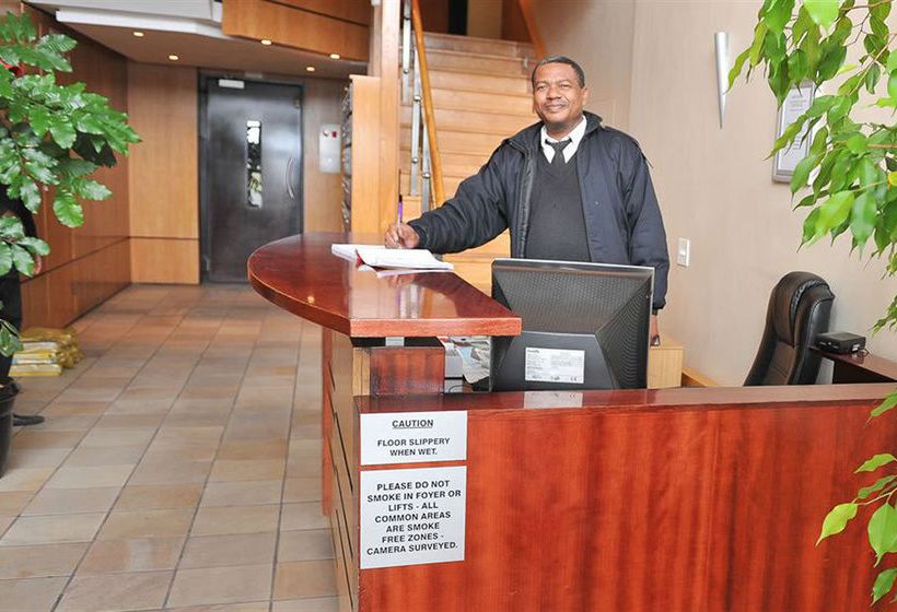 בית מלון כפרי Mouille Point Village