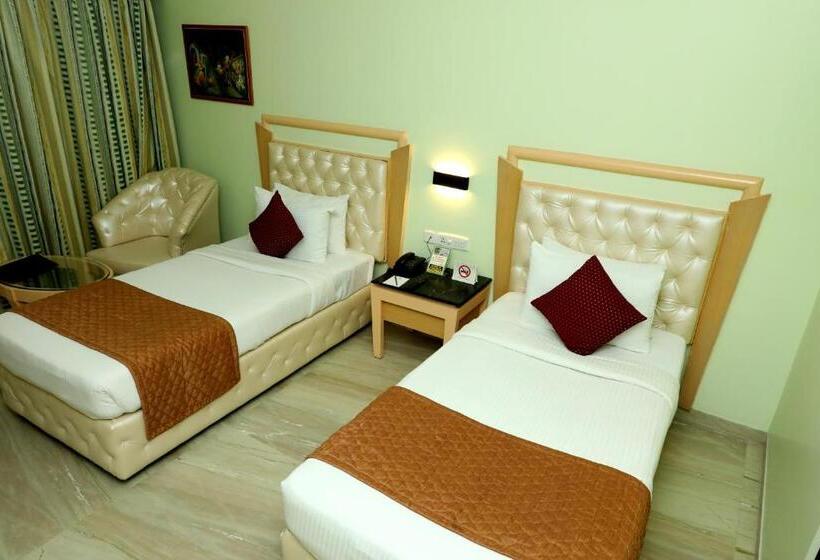 בית מלון כפרי Quality Inn Sabari