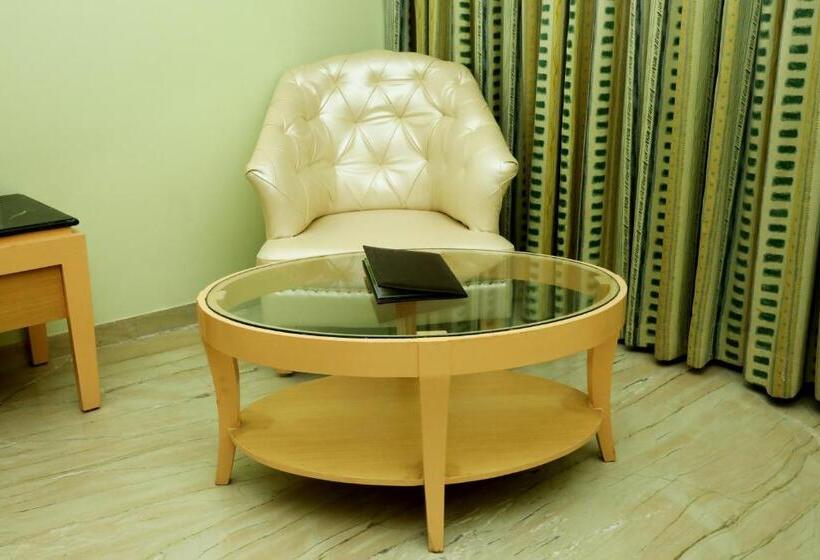 בית מלון כפרי Quality Inn Sabari