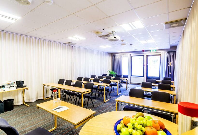هتل Scandic Gavle Vast