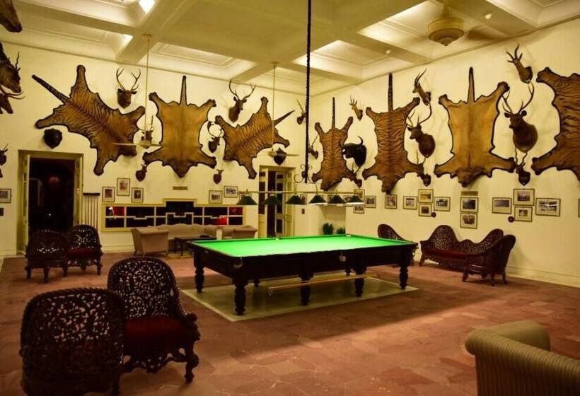 فندق The Laxmi Niwas Palace