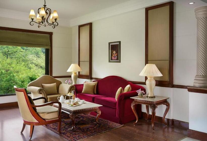 ホテル Vivanta Katra Vaishno Devi
