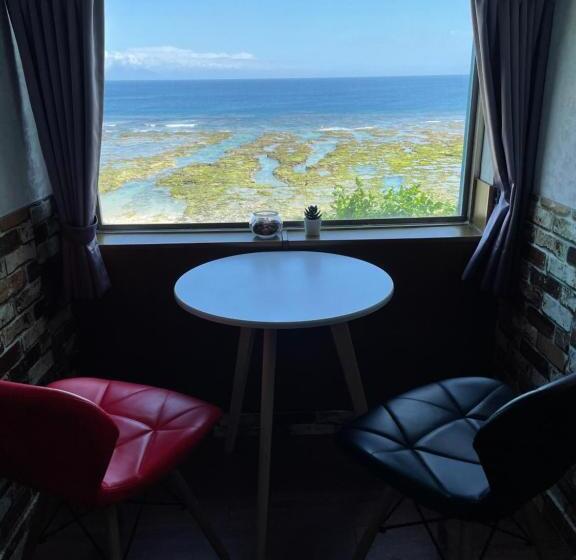 تختخواب و صبحانه 海人生海景民宿cest La Vie