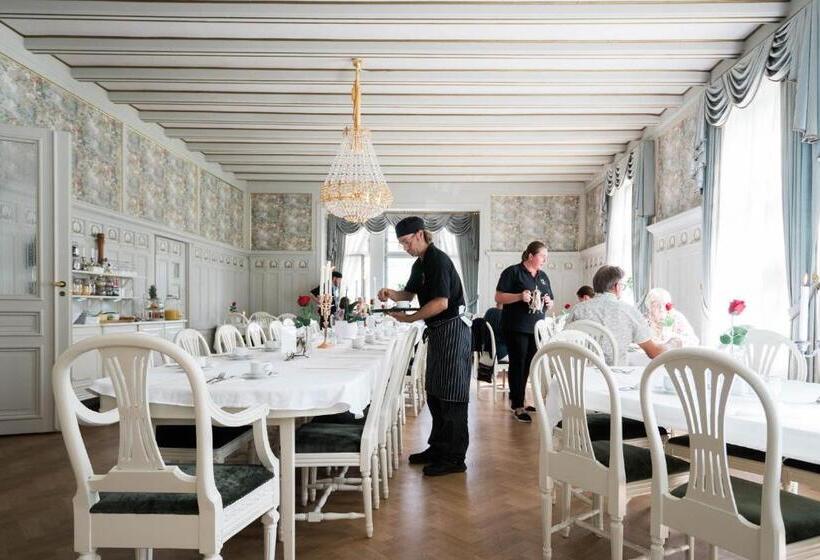 مبيت وإفطار Wedevågs Herrgård