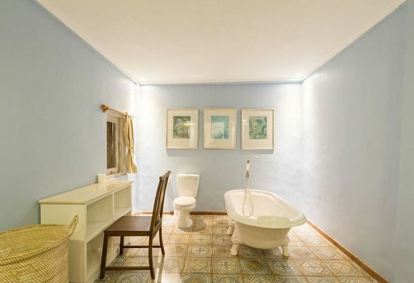 تختخواب و صبحانه Villa Shelra