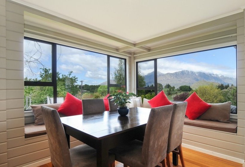 בית מלון כפרי Mountain View Lodge