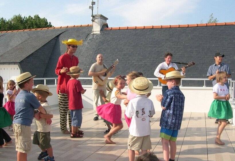 住所  Résidence Les Iles