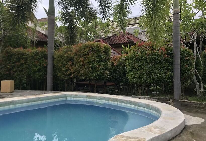 تختخواب و صبحانه Zifa Kuta Lombok