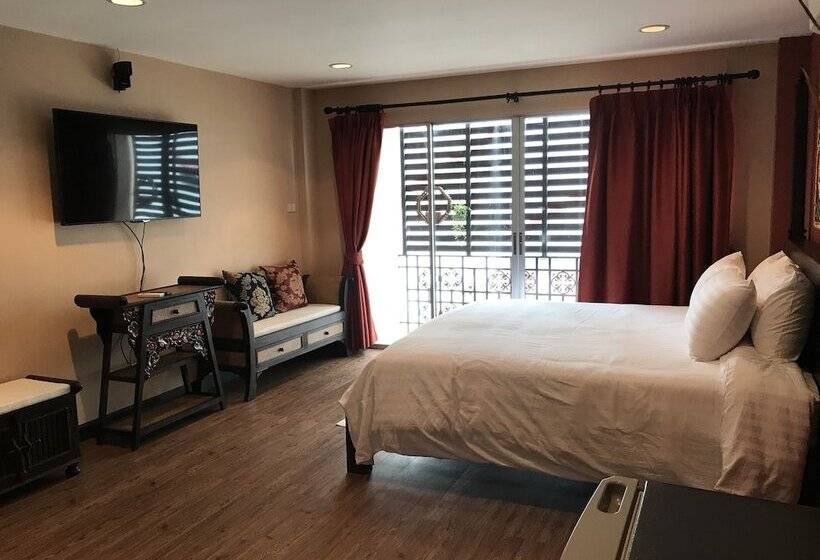 هتل Rooftop Room