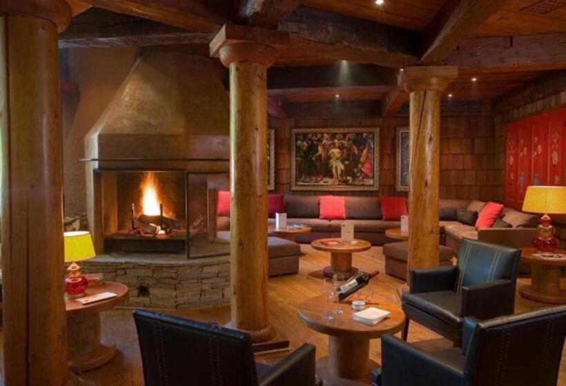 استراحتگاه Residence Le Domaine Du Jardin Alpin   Courchevel 1850
