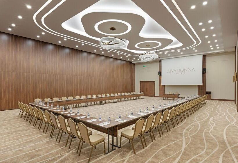 هتل Dobedan World Palace