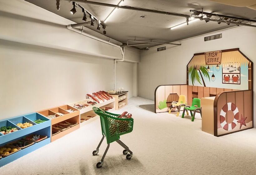 هتل Beach Resort Green Bay