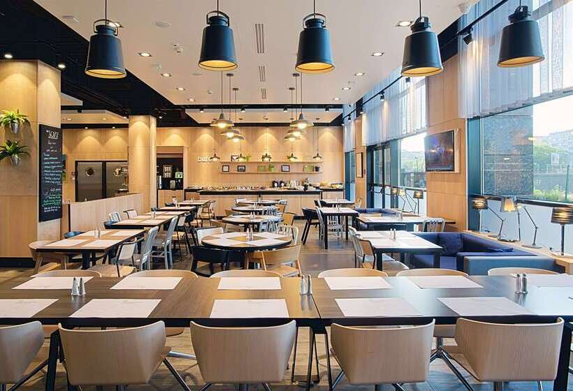 בית מלון כפרי Campanile Warszawa Centrum
