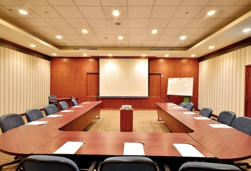 هتل Howard Beach Resort Kenting