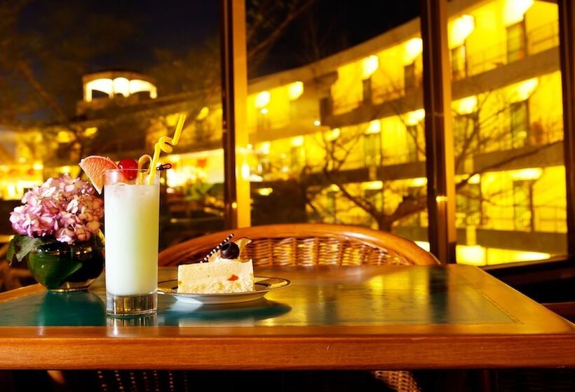 هتل Howard Beach Resort Kenting