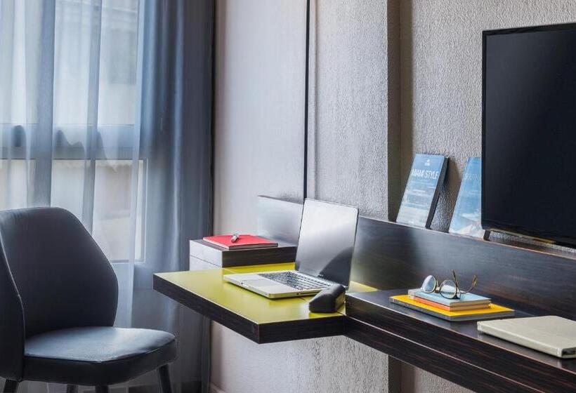 هتل Ibis Styles Nice Centre Port