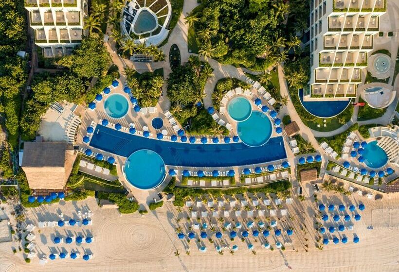 هتل Live Aqua Beach Resort Cancun