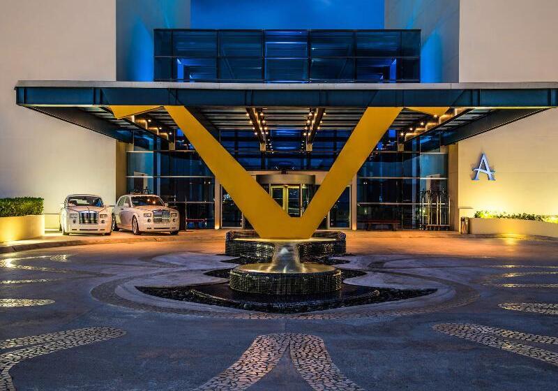 هتل Live Aqua Beach Resort Cancun