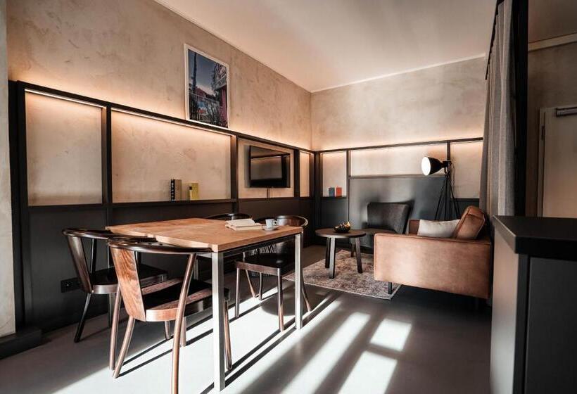 Cloud No7 Lofts