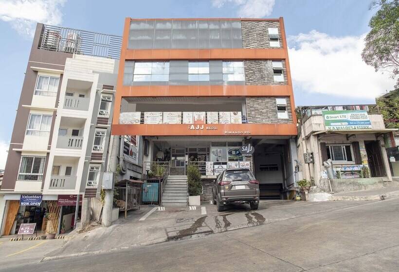 فندق Oyo 549 Sajj Bldg
