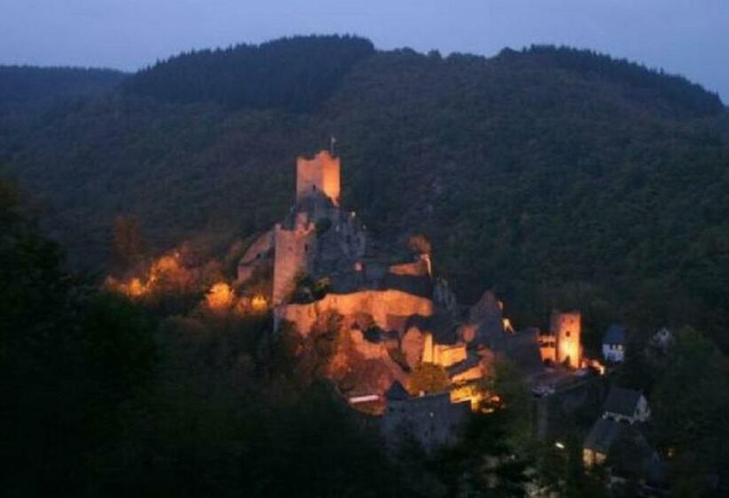 リゾートホテル Vulkaneifel Type L C6