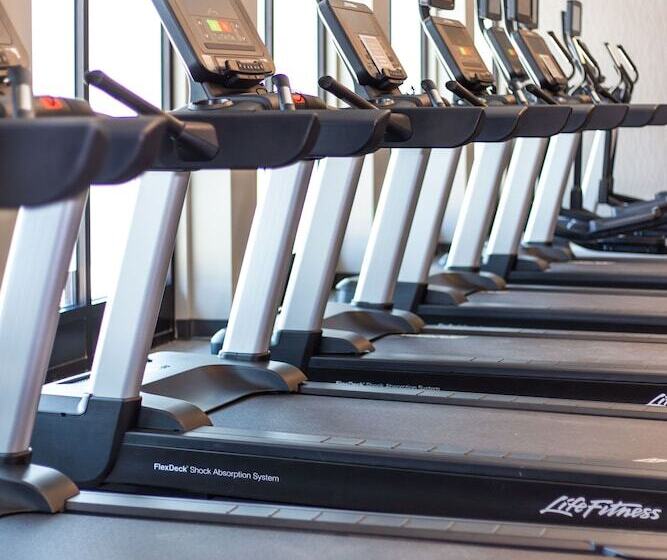 هتل Courtyard By Marriott Rapid City