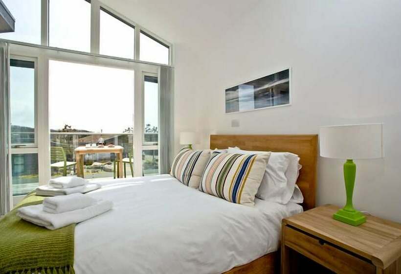 استراحتگاه Una St Ives