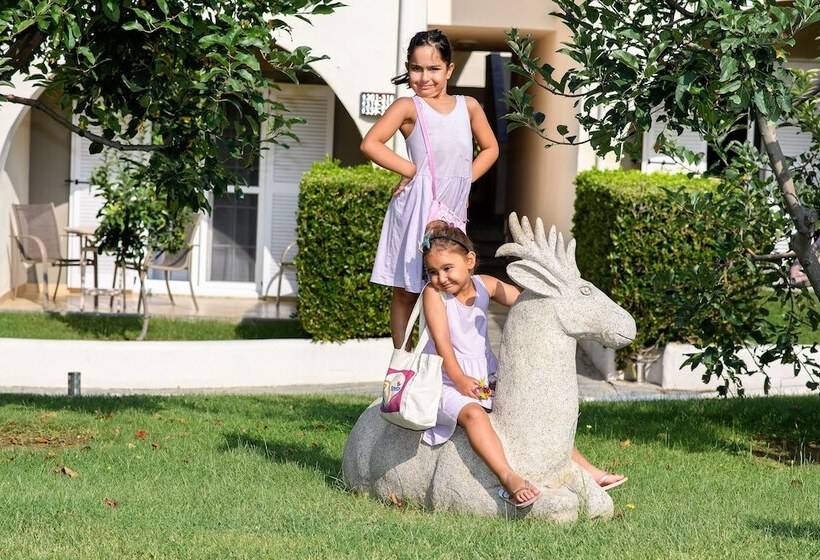 Alexandra Beach Spa Resort