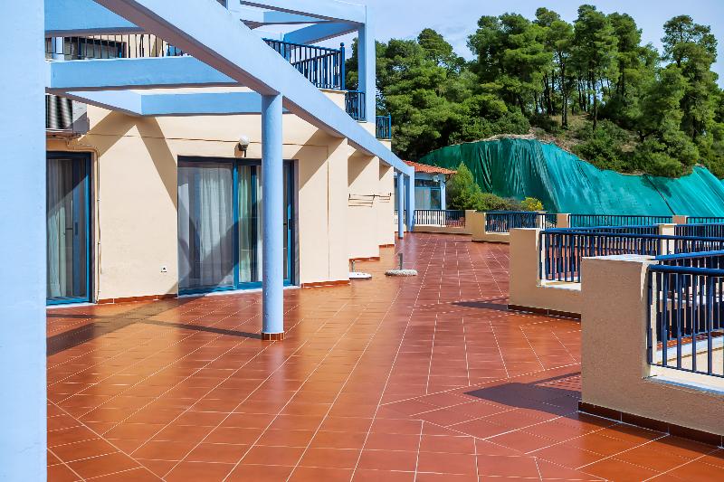 Atrium Hotel