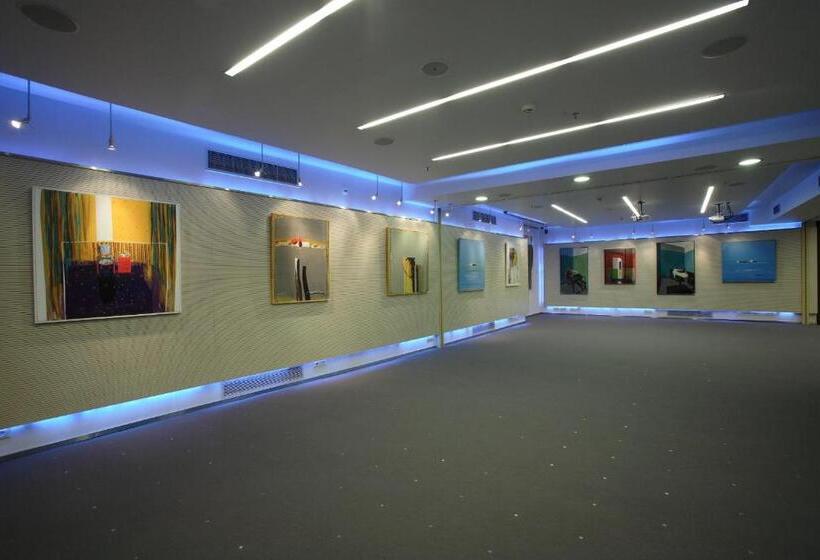 בית מלון כפרי Atrion