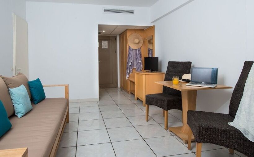 Bitzaro Palace Hotel   All Inclusive