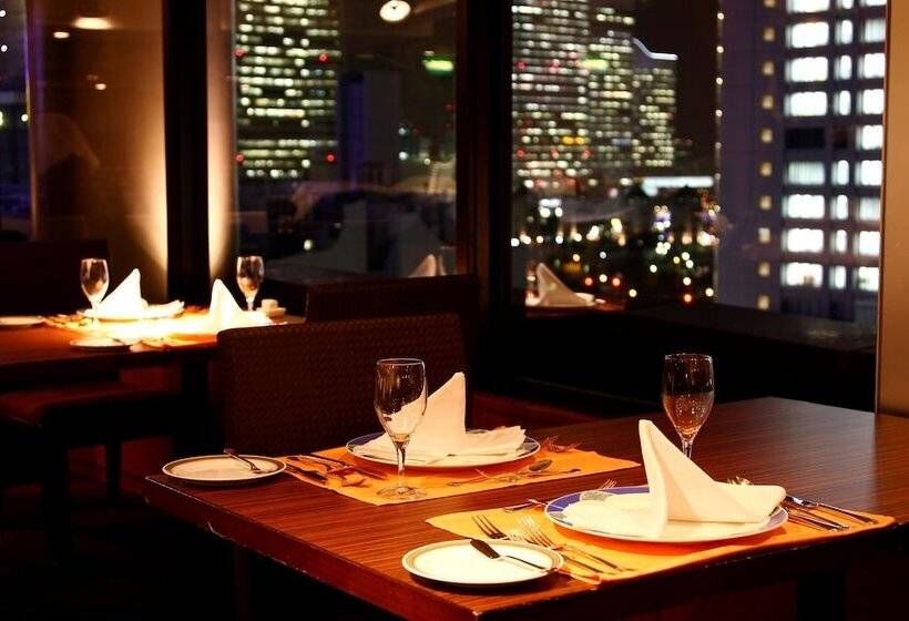 Breezbay Hotel Resort And Spa