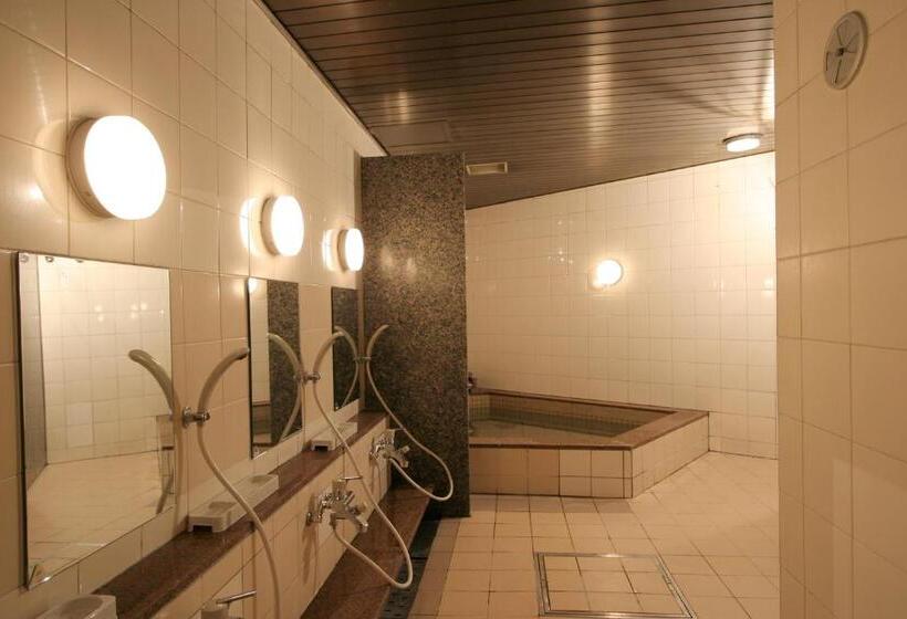 Breezbay Hotel Resort And Spa