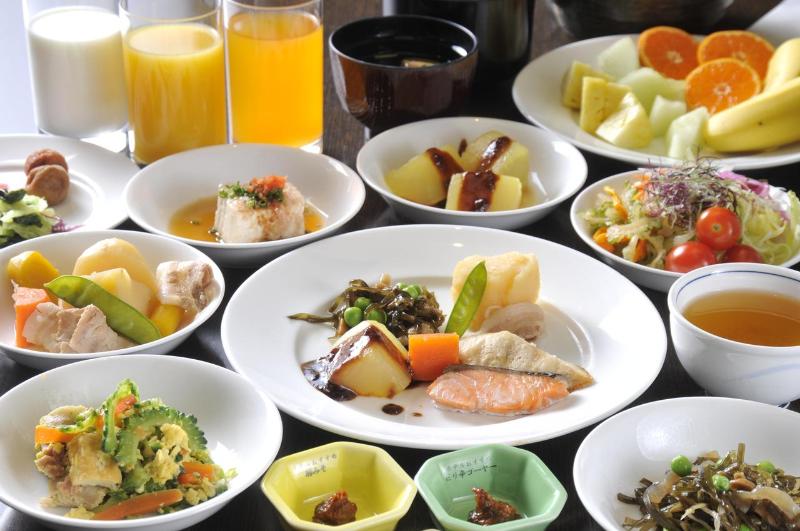 فندق Okinawa Kariyushi Beach Resort Ocean Spa