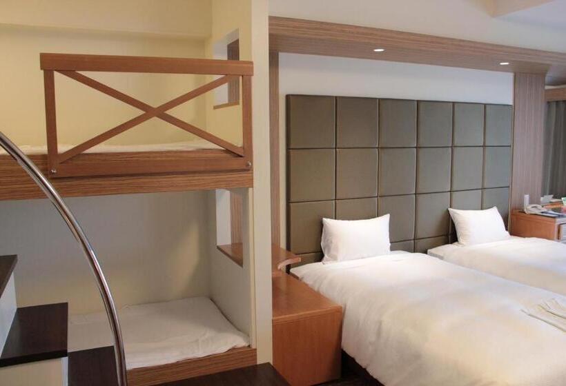 فندق Okinawa Kariyushi Beach Resort Ocean Spa