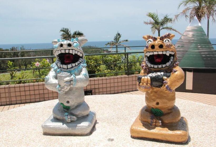فندق Okinawa Kariyushi Beach Resort Ocean Spa