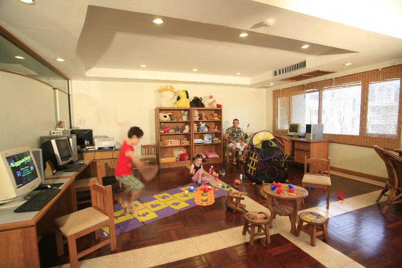 هتل Sunset Beach Resort   Sha Extra Plus