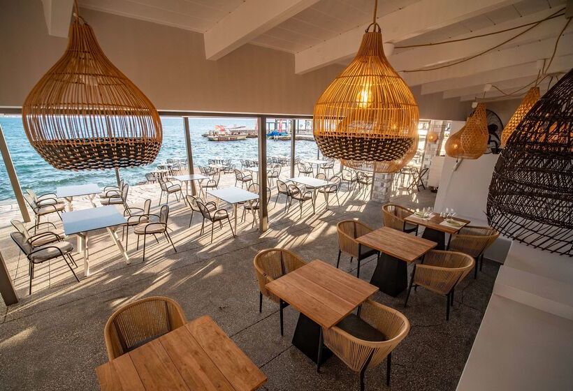 هتل Wyndham Loutraki Poseidon Resort