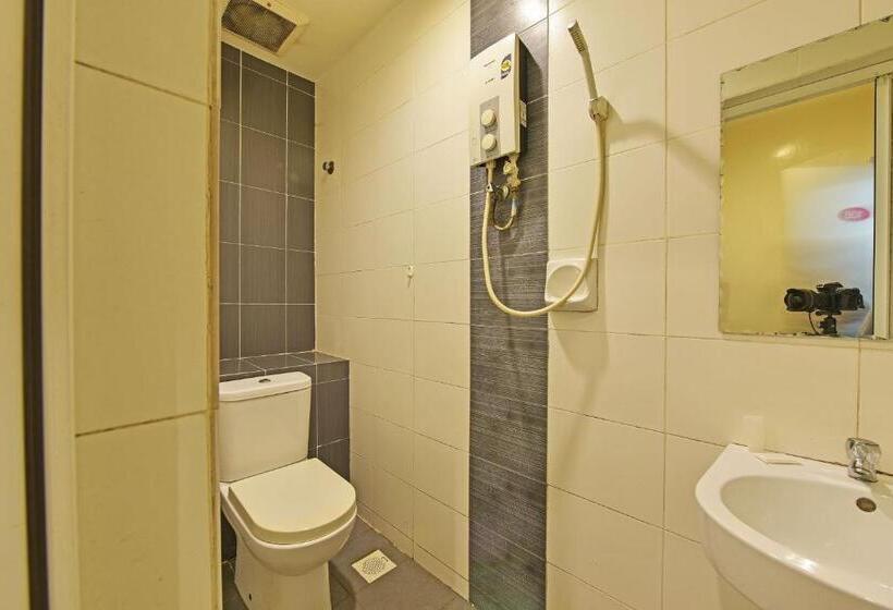 Avatarr Hotel By Oyo Rooms
