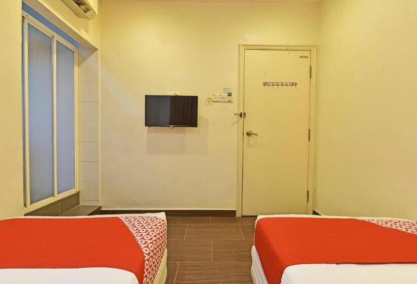 Avatarr Hotel By Oyo Rooms