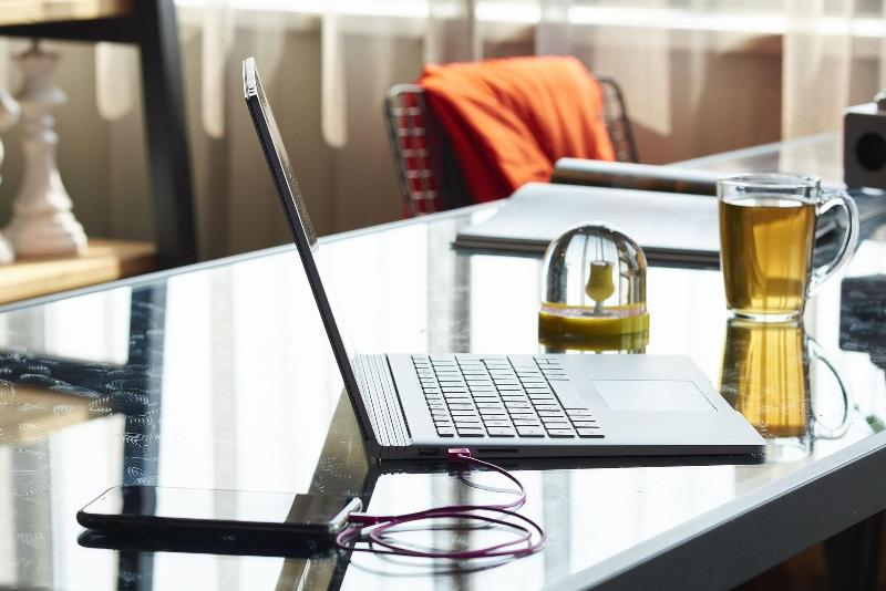 בית מלון כפרי Moxy Amsterdam Schiphol Airport