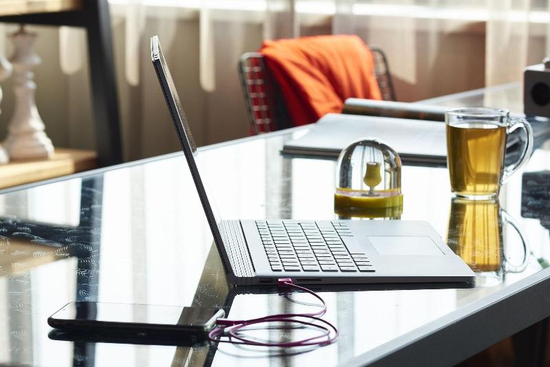 בית מלון כפרי Moxy Amsterdam Schiphol Airport