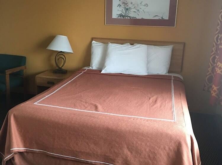 Caravan Motel