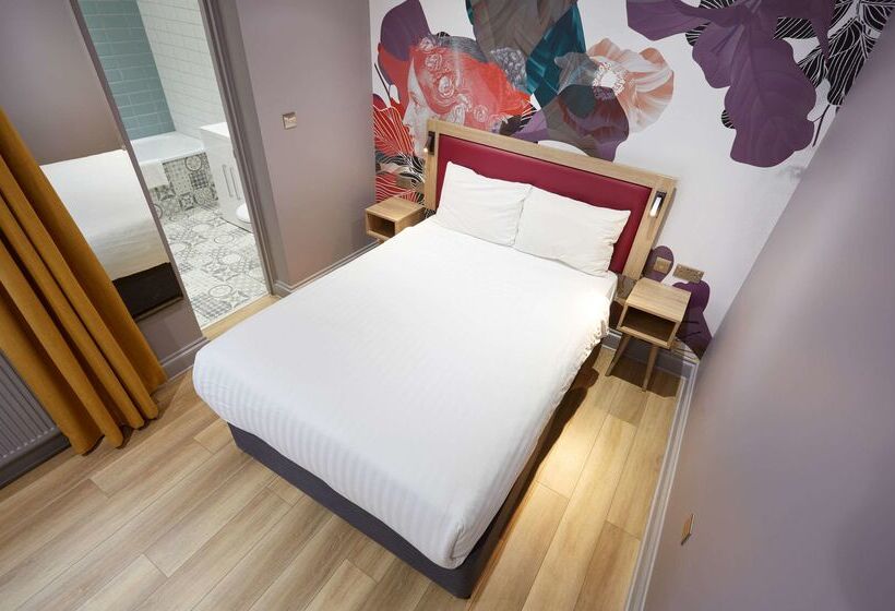 هتل Comfort Inn Victoria