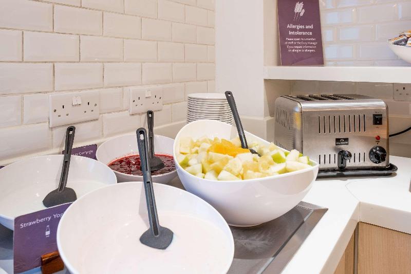 هتل Comfort Inn Victoria