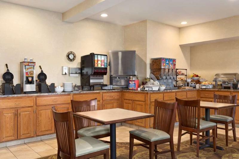 فندق Country Inn & Suites By Radisson, Albert Lea, Mn