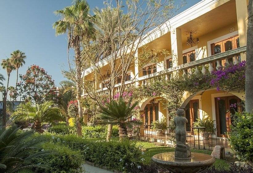 هتل El Encanto Inn & Suites