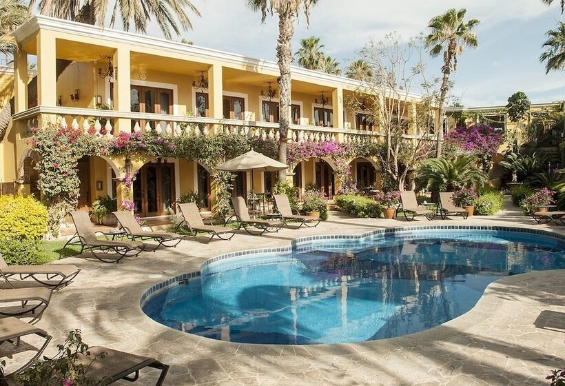 هتل El Encanto Inn & Suites